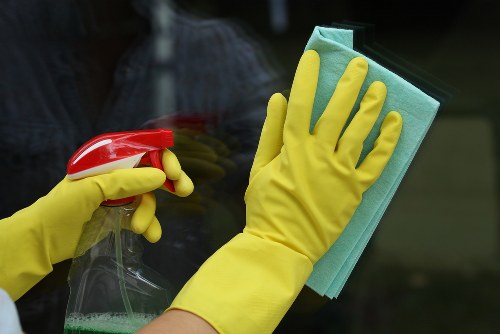 Professional house cleaning in a Lambeth living room