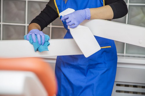 Thorough kitchen end of tenancy cleaning in Lambeth